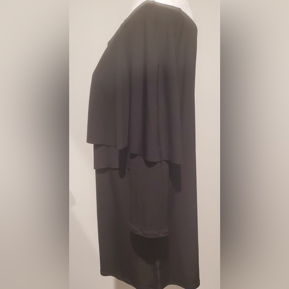 Eva Varro Black Asymmetrically Tiered Blouse in XL - Picture 2 of 4